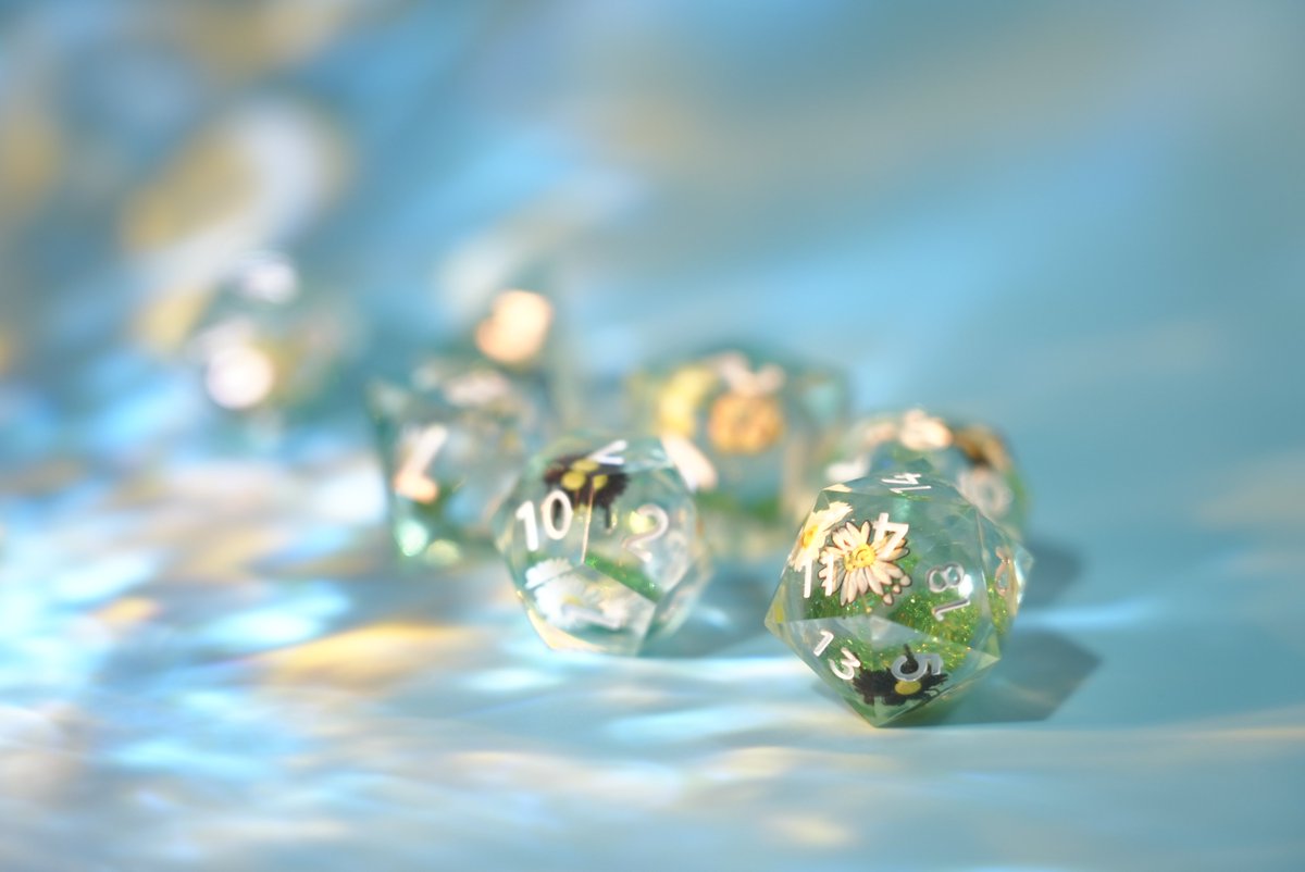 sirensluckdice's tweet image. 🎲Which dice set do you like? 
👉Subscribe us to access a discount!
🔗sirensluckdice.com
#TabletopMagic  #dnd #ttrpg #Dice  #resindice #diceset #handmadedice #resin #resinart #d20 #dnd #dnddice #dnd5e #dicemaker #rpg #ttrpg #glowdice #pathfinder #dungeonsanddragons