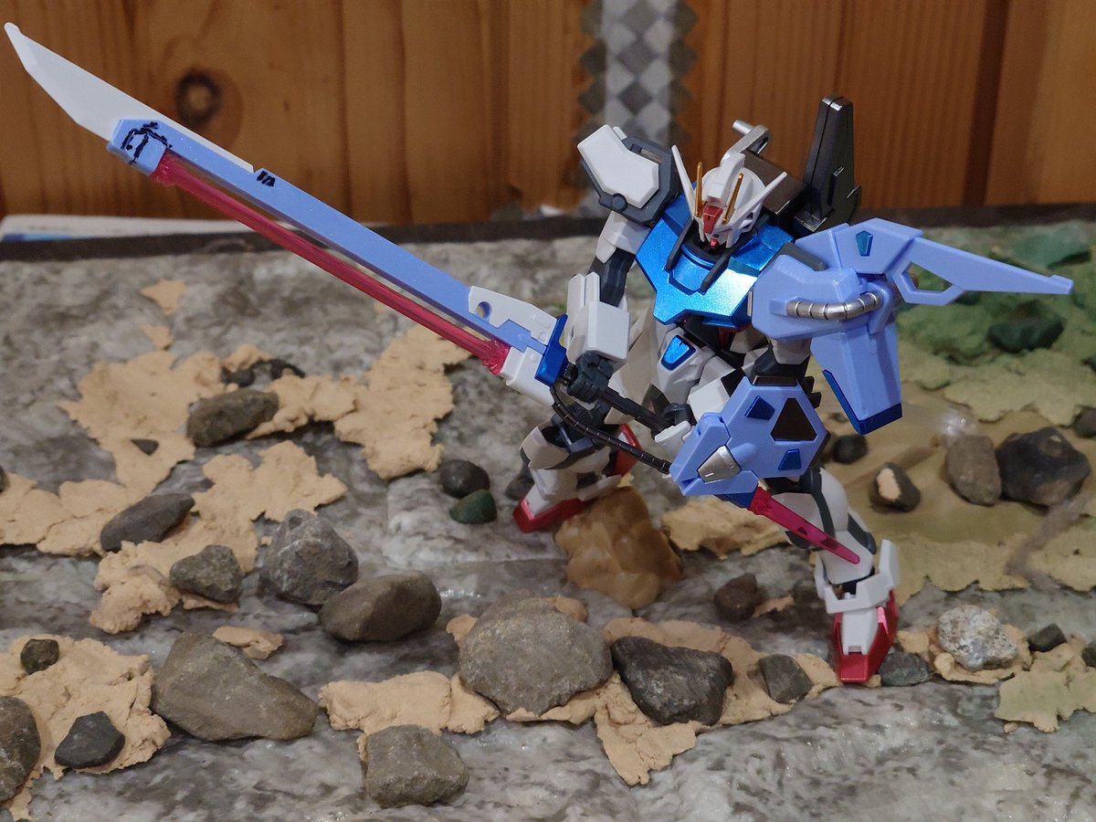 antyo7's tweet photo. ポージングむっずっ
動かす度にパーツが、ポロりする

#ガンプラ初心者 https://t.co/jyTaMoMELv