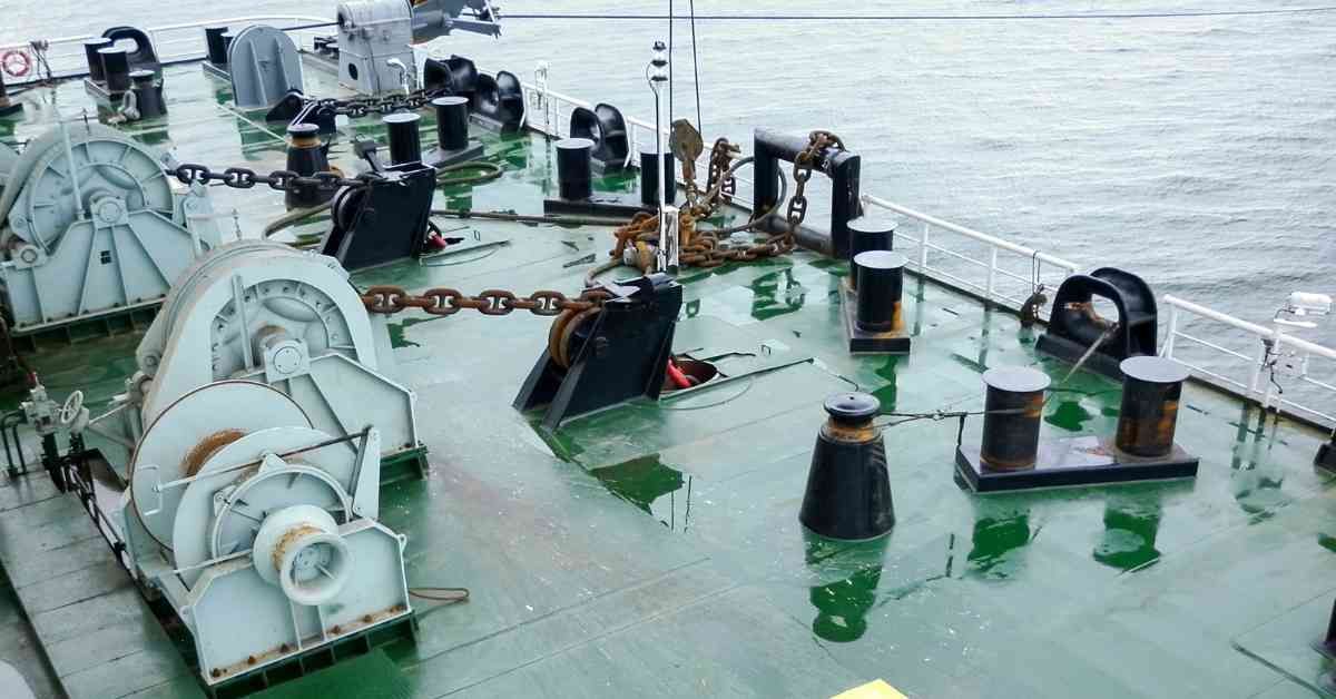 MarineInsight's tweet photo. Do you know What Chocks on Ships are?
Check out this article 👉 https://t.co/oXqSJAY4c8
#Chocks #Shipping #Maritime #MarineInsight #Merchantnavy #Merchantmarine #MerchantnavyShips https://t.co/NnkuuydI8c