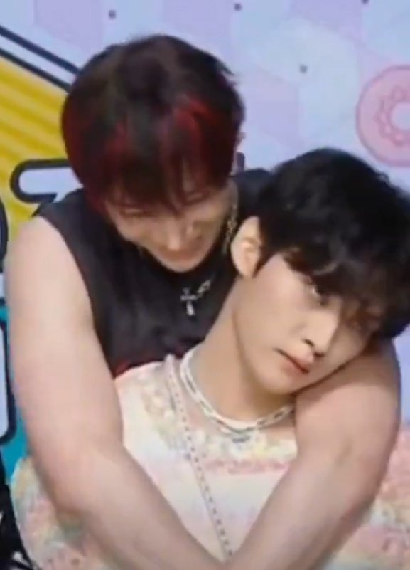 cursedberry's tweet image. hhmmmmhhffffmmmkmmjjkkkkkskkkk