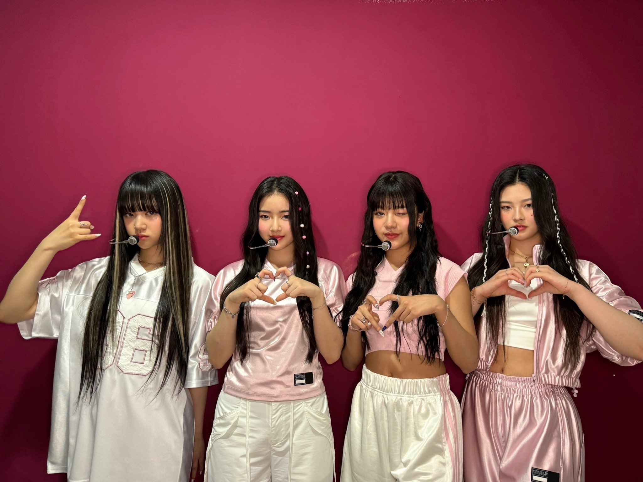 GS6hJhTbIAA8pt4?format=jpg&name=large