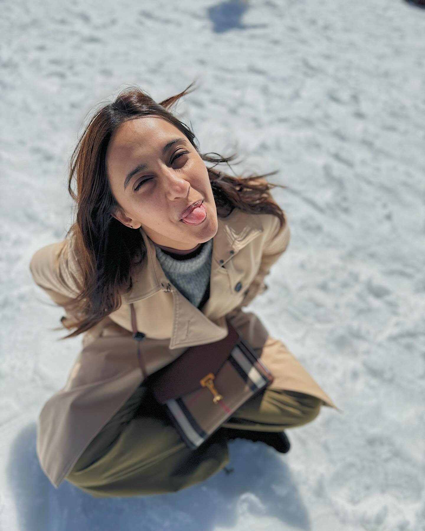 GS6hUtDbMAIm6wC?format=jpg&name=large