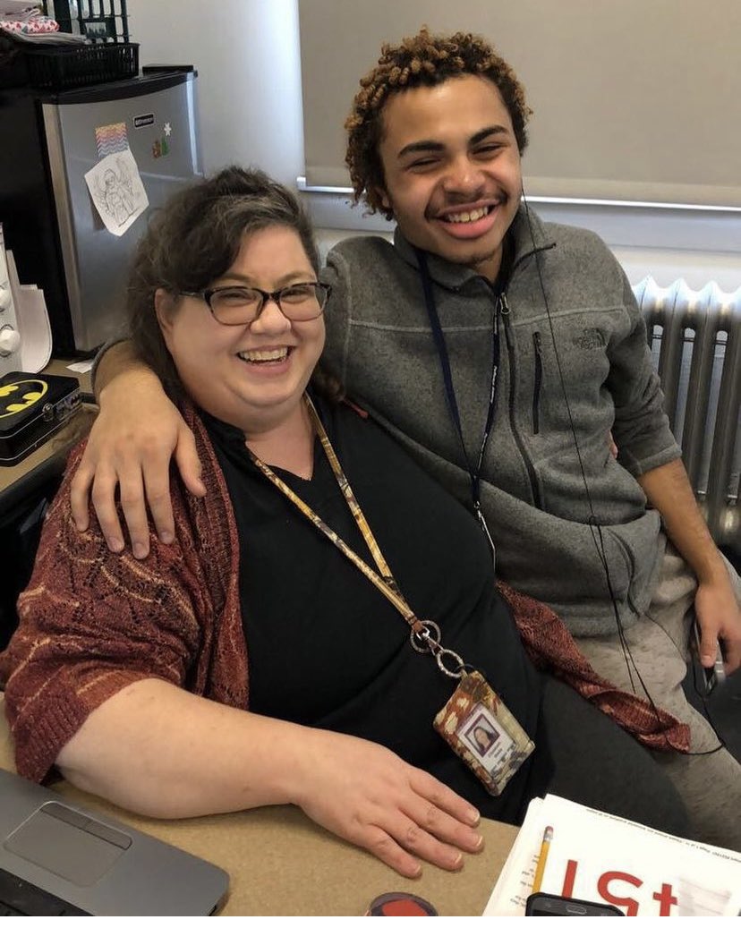 steffoncaesar75's tweet photo. Oh How Miss This Teacher RIGHT HERE π HOPE SHE DOING GOOD Much Love
I MISS High School Man That Shit Was Only My First Year I was young asfff π
#Misshighschool https://t.co/qHiJ1hEkmf