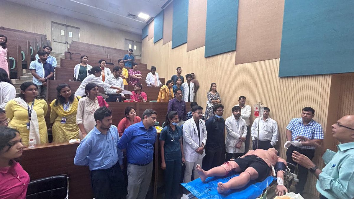 deoghar_aiims's tweet photo. Inauguration of MATERNAL FETAL SIMULATION LAB by the Department of OBG .
The department also organised a CME and Workshop on simulation on this occasion yesterday .
#maternalfetalsimulation #learningthroghsimulation #simulationeducation https://t.co/uVSBCzLW9B
