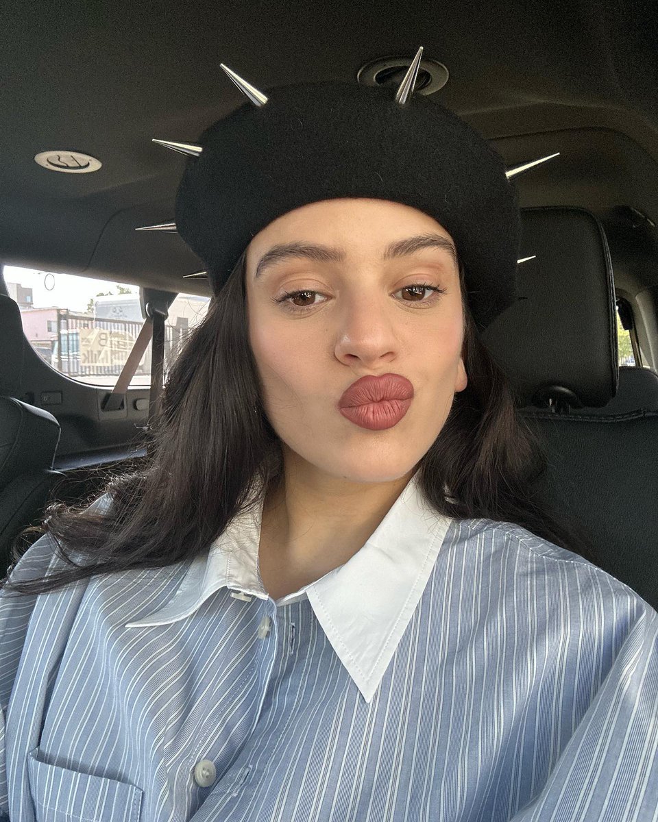 Dixie DAmelio Face Porn on X: Rosalía and Cardi B face porn got me so  hard!!!! t.coadEIHu13Hl  X