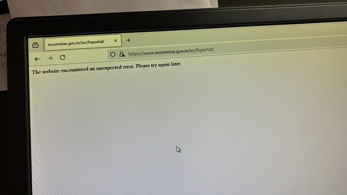 CAMIHIR9's tweet photo. @IncomeTaxIndia website not performing well in last days of #itreturn filing dates @FinMinIndia https://t.co/4S7F3VzhbC
