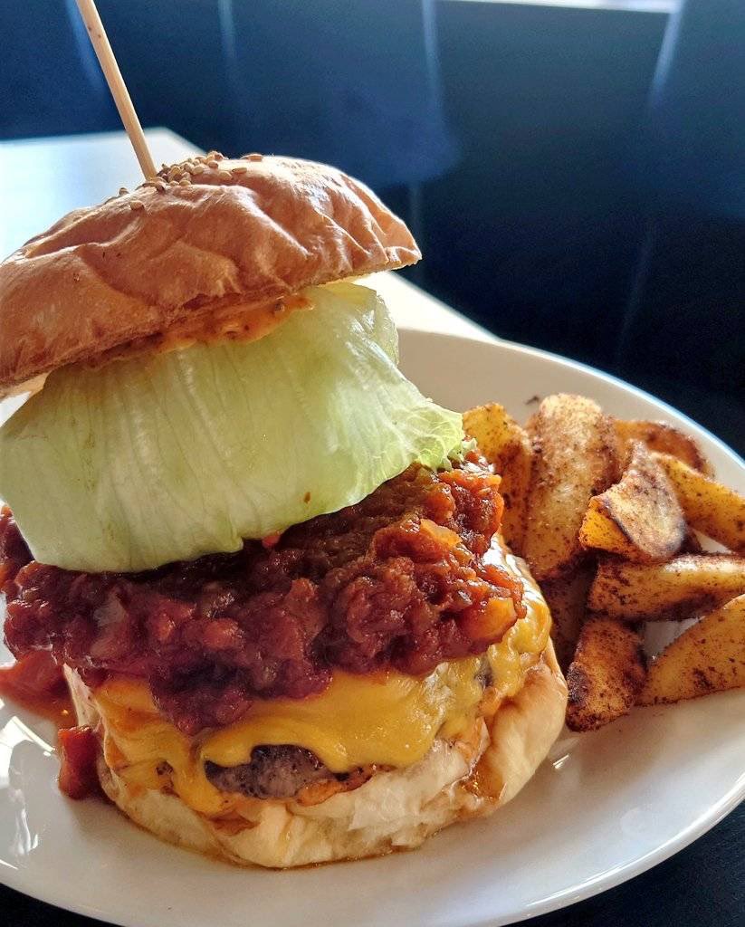 肉肉しくてめちゃくちゃおいしかったー

#BurgerDBrown 
#肉
#ハンバーガー
#パティ