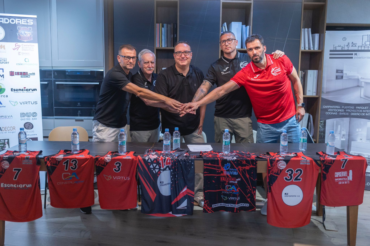 signocastellon's tweet photo. 🏀 Chema García, ex capitán de Amics Castelló, firma por el Bàsquet Almassora

https://t.co/C2t6QIbpCv https://t.co/kebroOGTYT