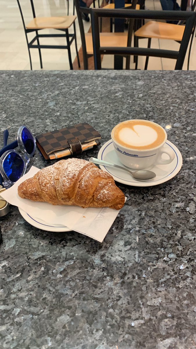 OttoChio77's tweet photo. @simonmacmichael Quick brekky in the Borgomanero branch before heading to Malpensa. https://t.co/v3w34fAELh