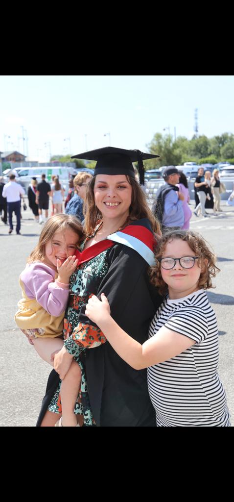 That's a wrap on undergrad. 

What a truly incredible journey, all topped off with the honour of delivering the vote of thanks.

If you know me, you know that this path wasn't for me... but I did it anyway. Don't ever let the world tell you no and make you belive it.
#derbygrad