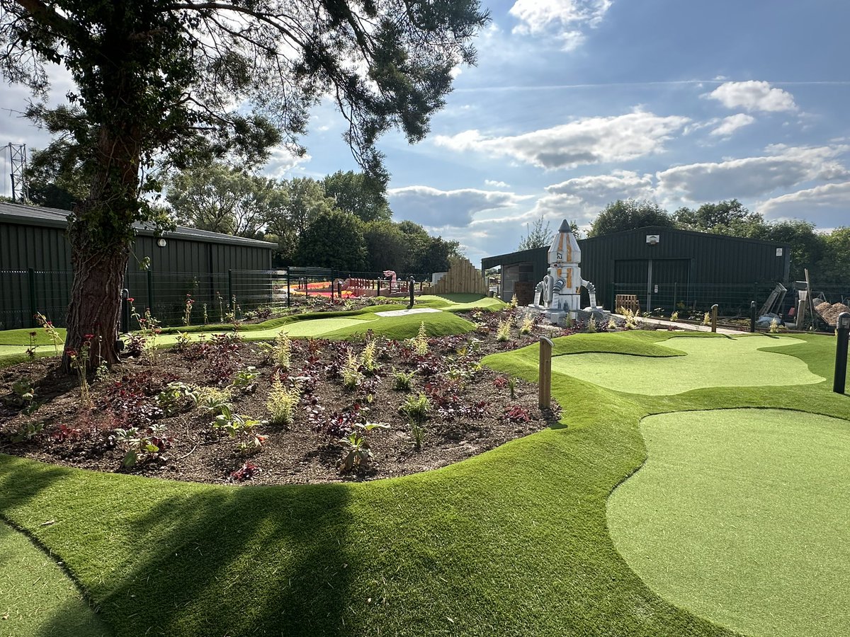 Leicester Golf Centre tweet media
