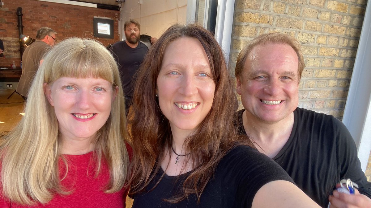 arsandell's tweet photo. #BTS #DJKILL Filming on Hottest Day of the Year! #Horror #FeatureFilm #ActingLife #IslingtonStudios https://t.co/6FnjTVLOMG
