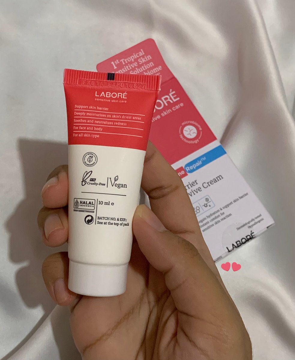 itsmvggle's tweet photo. WTS preloved skincare underpriced baru 2x pakai

- Labore sebum &amp; acne cleansing mousse (facial wash foam) 25ml
💰40k
- Labore barrier revive cream (moisturizer) 10ml
💰30k

📍dom solo
✅ bisa shopee
✅ bisa keep dm 

tag #zonauang #zonajajan #preloved #prelovedskincare https://t.co/E9FYUZGxZ8
