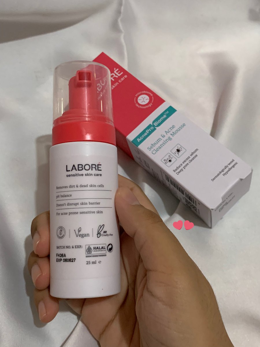 itsmvggle's tweet photo. WTS preloved skincare underpriced baru 2x pakai

- Labore sebum &amp; acne cleansing mousse (facial wash foam) 25ml
💰40k
- Labore barrier revive cream (moisturizer) 10ml
💰30k

📍dom solo
✅ bisa shopee
✅ bisa keep dm 

tag #zonauang #zonajajan #preloved #prelovedskincare https://t.co/E9FYUZGxZ8