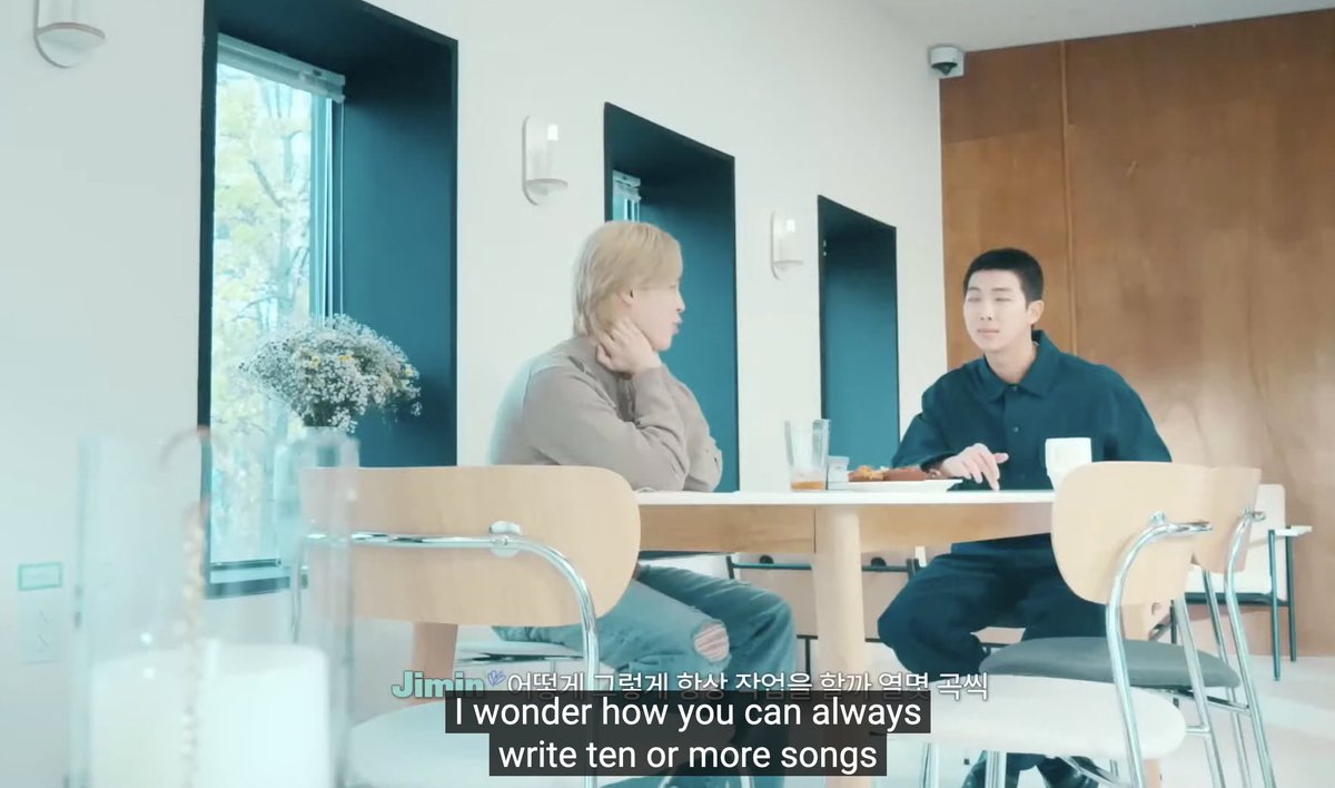 AudrieOT7's tweet photo. 🐥: I wonder how you can always write ten or more songs.
🐨: It's like how fast you learn choreo.

I love the mutual respect, and the way Joon is when he's praised... he always points out the other person's strengths too. https://t.co/PMB4M1hsbQ