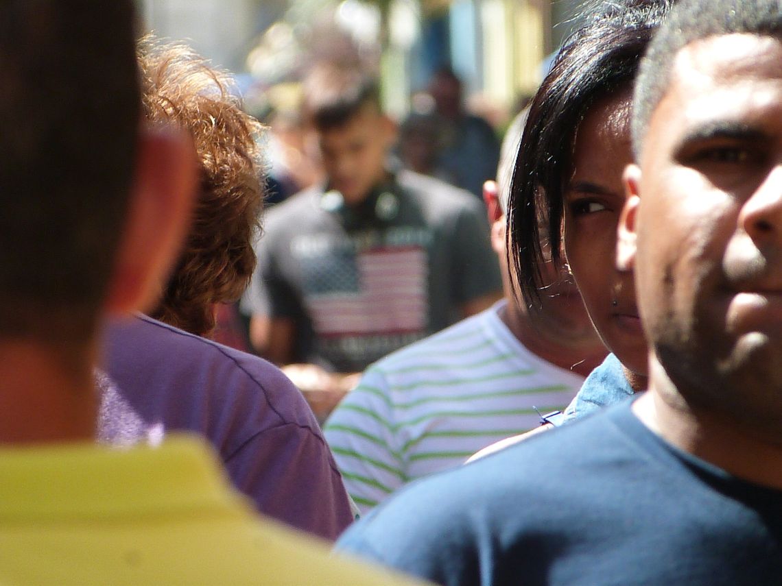 Hoy somos menos de 10 millones de personas y avanza al decrecimiento.Así  se conoció en la sesión del Parlamento este viernes.Otro fenómeno al que debemos presentar atención,el envejecimiento.Más adultez que juventud.
<a href="/serv_pcentro/">Empresa Servicios Portuarios del Centro</a> <a href="/E_RdgzDavila/">Eduardo Rodríguez Dávila</a>
#Cienfuegos