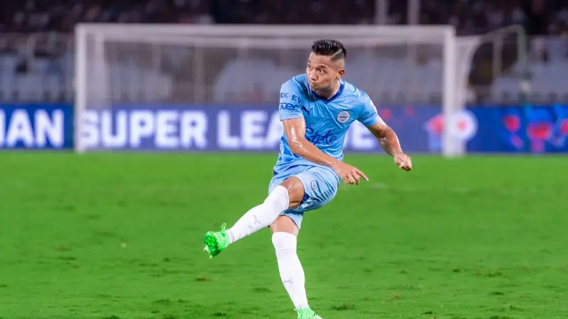 republic's tweet photo. Chhangte, Indumathi win top AIFF awards
https://t.co/2mOMvdEpwU
.
.
.
#LallianzualaChhangte | #Indumathi | #AIFF | #FOOTABLL | #mumbai | #FCWinger | #sports | #SportsNews | #republicsport | #RepublicTV | #RepublicWorld https://t.co/R1duJ8m8nm