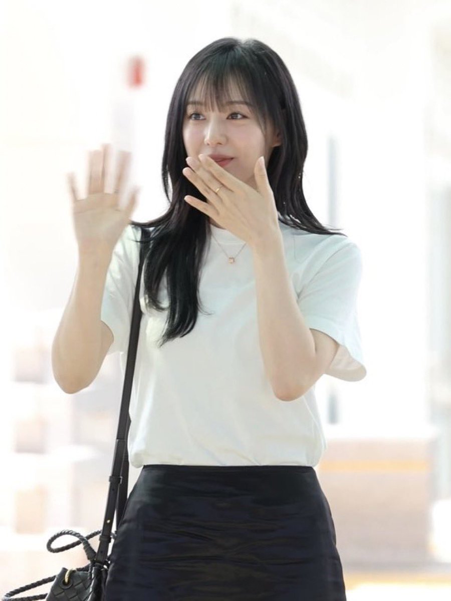 워메워메 롱스커트 ........ 웅니야 넘넘 공주님이다🥹🥹🥹