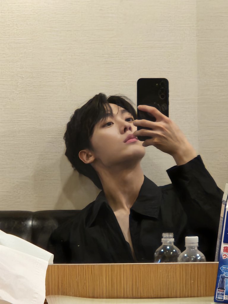 offclASTRO's tweet photo. 2회차도 화이팅 해볼까나~😁 https://t.co/8nBxQjWlCa