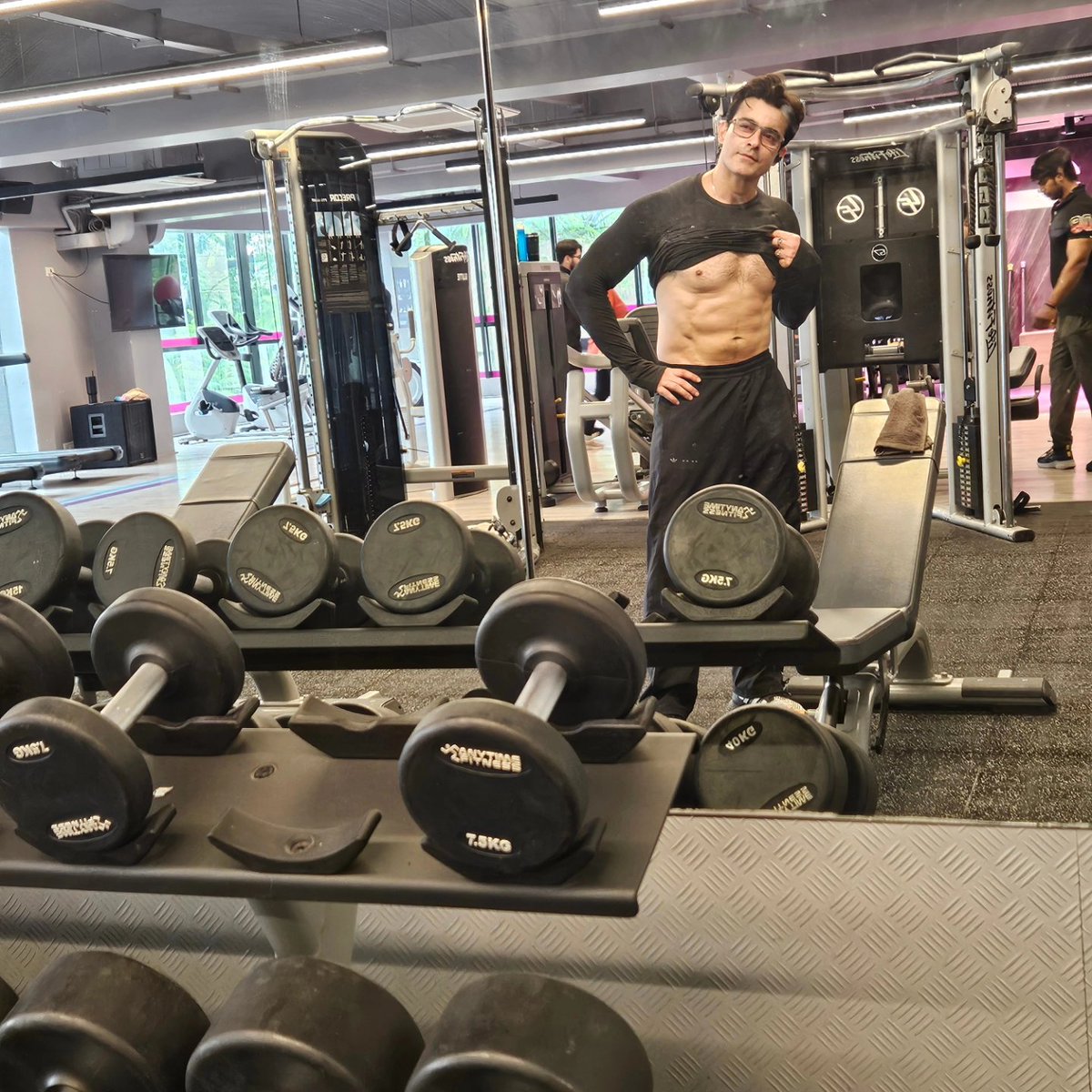 Look who's back, back again😉