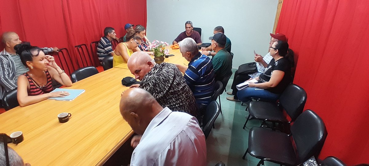 En el día de hoy nuestra Empresa Filial recibió un Control de la Delegación Provincial de la Agricultura, contamos además con la presencia del Presidente del Grupo Wilson Ramírez Peña y la Directora de Cuadros Ivonne Castillo Cutiño.
#SomosLogisticos
#GelmaAvanza
#VamosPorMás