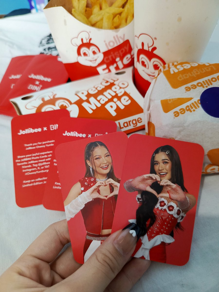 MY COLAIAH CAME HOME!! 🩷🩷grabe yung kaba ko habang nakapila sa counter HAHAHAHA pagkarinig pa nung cashier kiddie meal binibili ko 😭 #JolliBINI