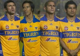 ACVargas1710's tweet photo. Lucas Lobos 🗣️: Para nosotros los “4 fantásticos” eran Israel Jiménez, ‘Huguito’ Ayala, Juninho y Torres Nilo. 

Que recuerdos 🥹🐯. https://t.co/Q1bW6tRj2B
