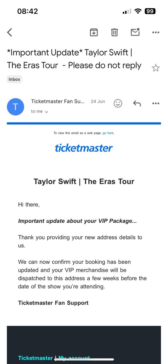 InThePurpleCoat's tweet photo. @TicketmasterUK @Ticketmaster @RoyalMail @RoyalMailHelp  @taylorswift13 
HELP - You’ve confirmed the new address, yet it was delivered to the old address. 
I have no way of getting the VIP package!! Can you help. You’ve sent to the wrong place. We have proof in emails. https://t.co/n5RfoZ4cea