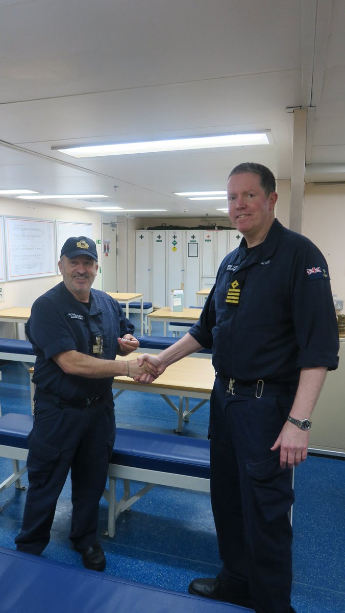 Royal Fleet Auxiliary tweet media