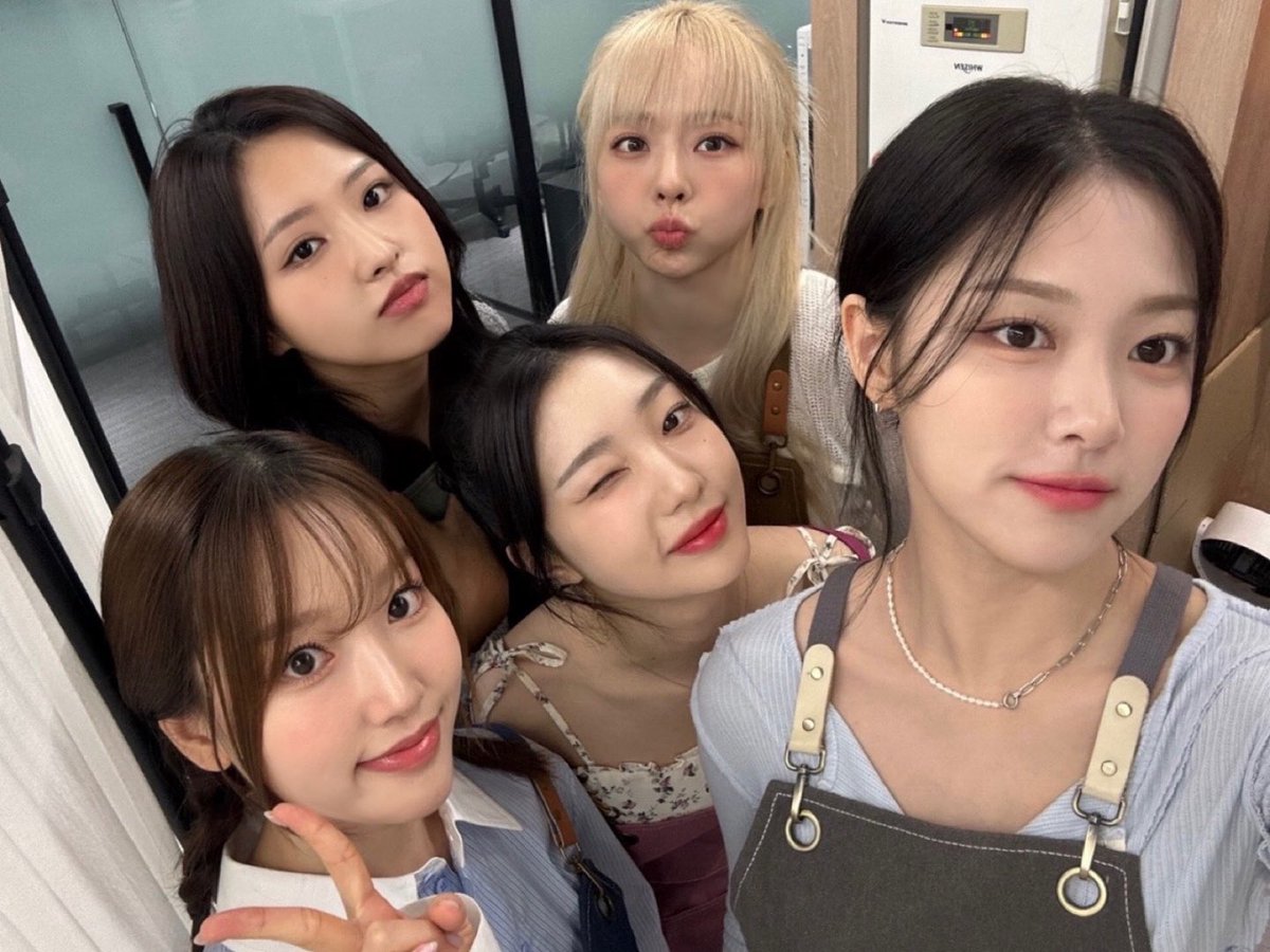 Loossemble_twt's tweet image. [📷] 

240720
디어마이뮤즈 일일카페&amp;amp;그룹포토 이벤트

#루셈블 #Loossemble