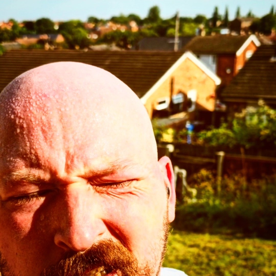 Fun fact folks, gardening in 30° is unwise. 

Especially if you're a celt with a shaved head.
