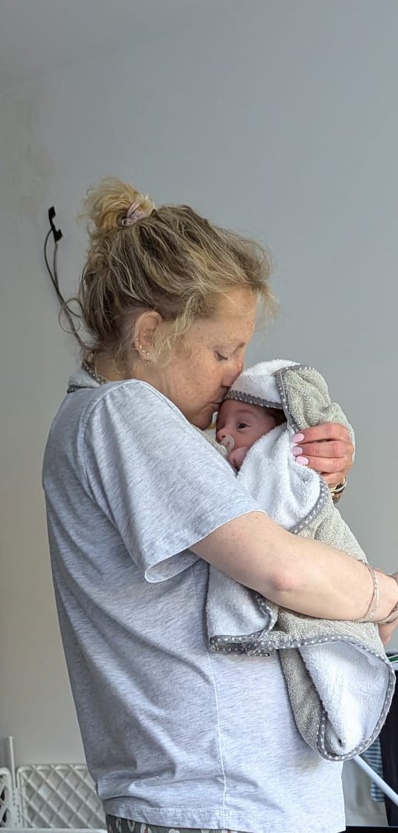 Tomorrow, 21st July-my incredible pair of organs turn 5 &amp; THREE QUARTER YRS old.
Not only did they save my life,they enabled me 2 create a new lil life. 
Forever grateful 2 B living my new HEALTHY life. <a href="/NHSBT/">NHS Blood+Transplant</a>

#OrganDonation  #kidneytransplant  #pancreas #transplantrecipient