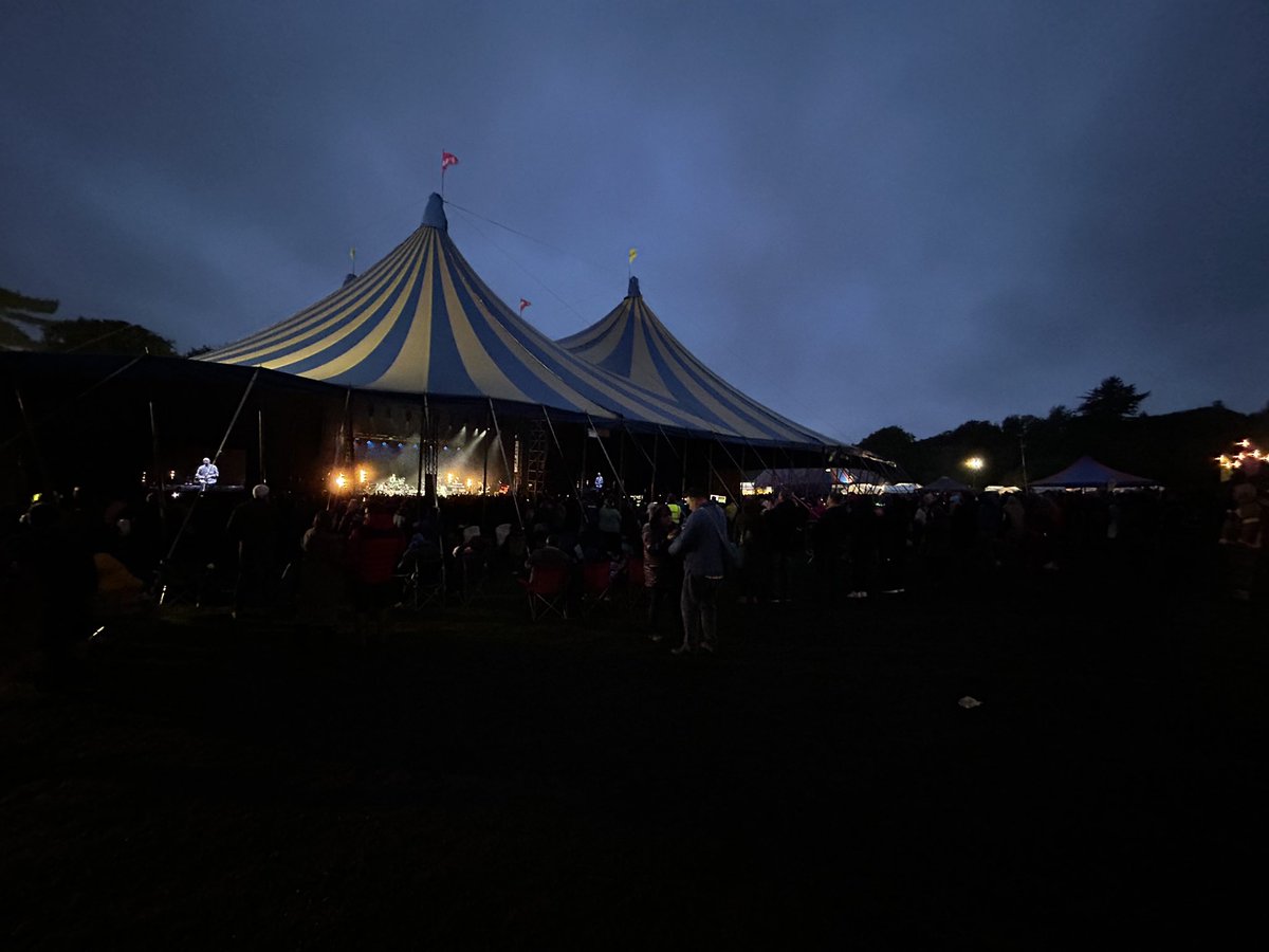 ChriZMoore's tweet photo. Who would have thought that the weather at the outer Hebrides festival was better than last time we saw @wearejames in Halifax! Amazing atmosphere last night. @RealTimBooth https://t.co/r3DkXcS3e0