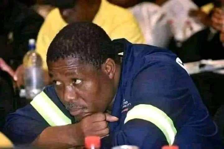 ZANewsFlash's tweet image. Ake silinde omunye umcibisholo ozoqhamuka ku Bheki Mtolo lapha eKokstad.