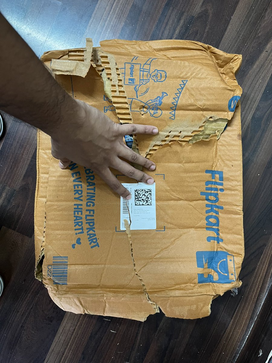 dudeitsmesanjay's tweet photo. GOAT Scam @Flipkart  during GOAT Sale!! So I ordered this Lego NASCAR Set and I have received a fake product! And the best thing? It came in the actual product packaging but inside was a fake product. Like @Flipkart sells fake products under the guise of original products 🙂 https://t.co/ftz5zSA6aB