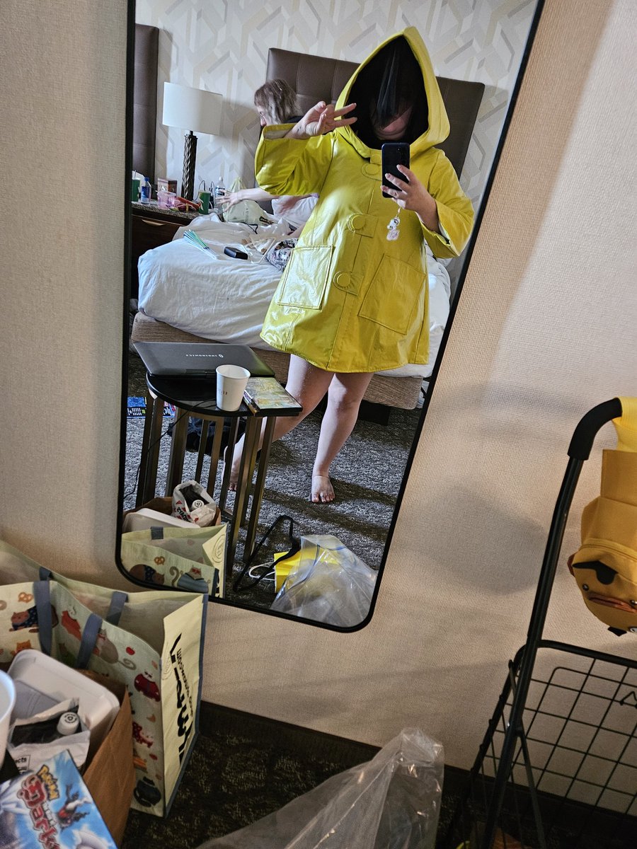 Nummi Kuma Kosplays tweet media