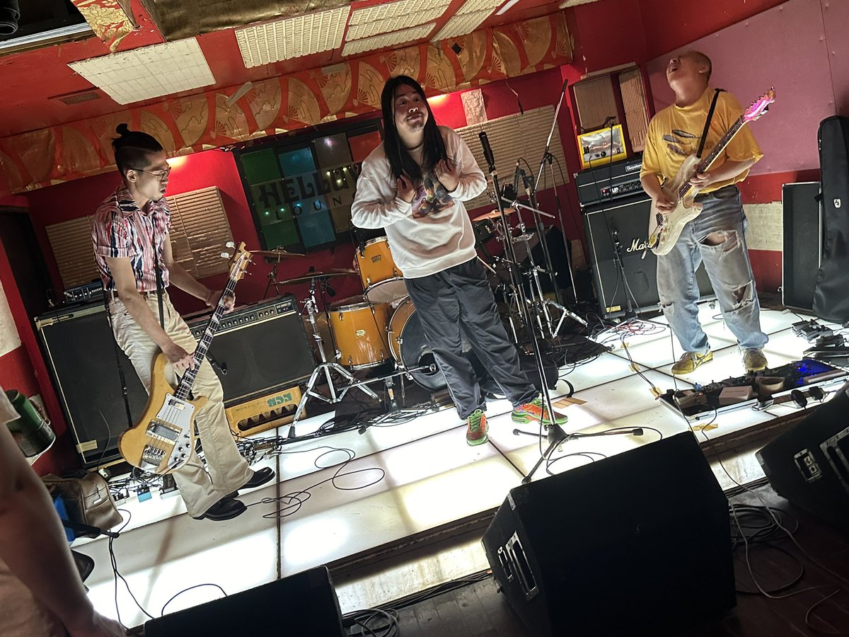 connectronkobe's tweet photo. #どっかん小僧　#HelluvaLounge https://t.co/YKkebKQQR1