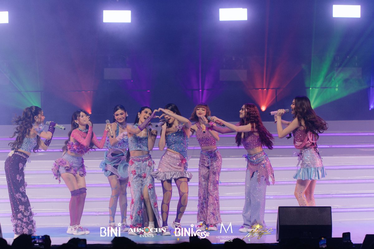 thank you for showing us your different universe, bini. thank you for always showing us what a strong women you are and always doing your best even when some of you are not feeling well. thank you and we love you always and forever, my walo.

thank you, biniverse! 🥹💗