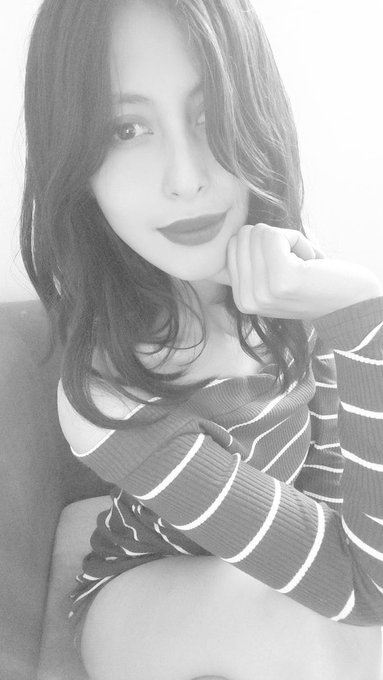 Hoy nos ponemos blanco y negro!!! https://t.co/JyrDq3CPxP