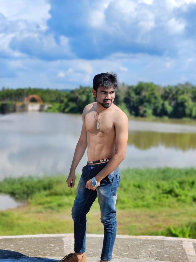 uzzubdvt's tweet photo. Good evening 🌆

#google #upload #google #uplaodgoogle #PictureOfTheDay #modeling #googlepic #picongoogle #google2024 #picuploadongoogle #like4like #likethis https://t.co/F6Dmx7hZxm