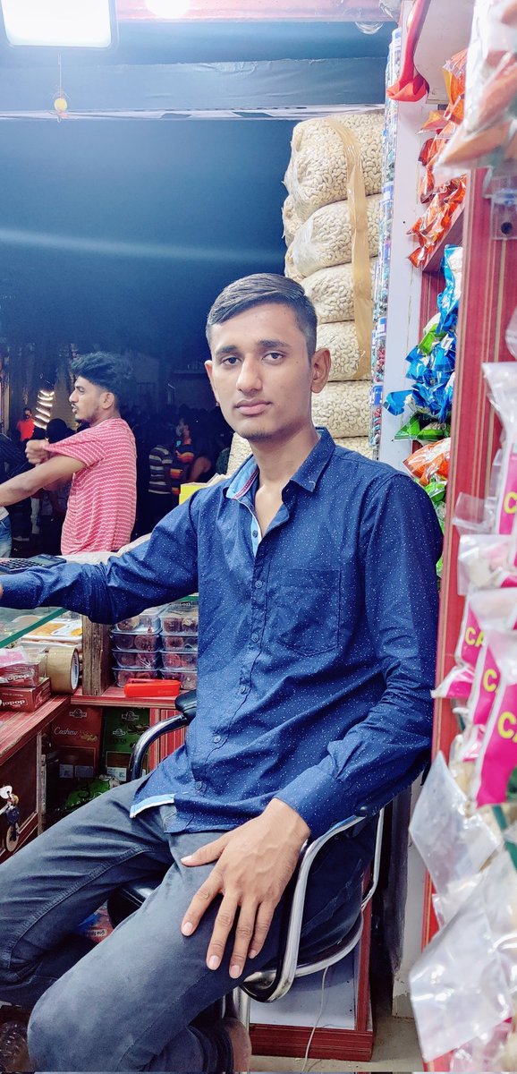 RAMNIWASDEWAS's tweet photo. #old_memory
#calangutebeach #Goa 
#ramniwasdewas #cashew_shop https://t.co/qR7NvawwTY