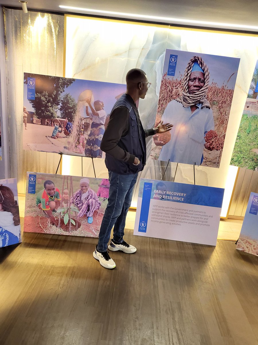 DawaiClaude's tweet photo. Exposition photo des réalisations du Programme de #Résilience du #PAM🇨🇲 à l'occasion du #Farewell cocktail de la Directrice Pays du PAM à l'hôtel Hilton (Yaoundé).
#WFP_CMR
#Resilience https://t.co/pK6LaVfMKh
