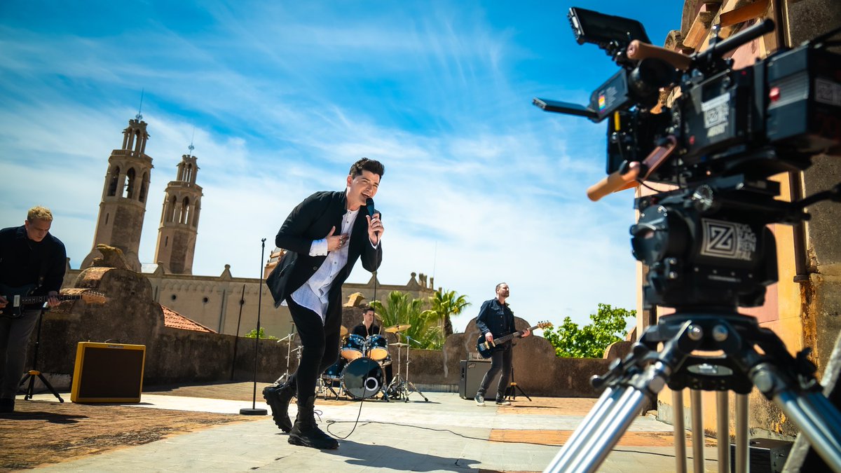 the script tweet media