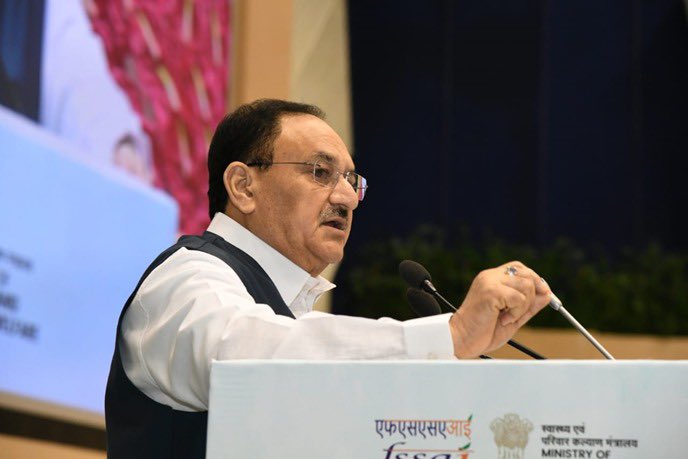 satyakumar_y's tweet photo. Union Health Minister, Shri @JPNadda ji leads a major initiative with @fssaiindia to train 1,000+ street food vendors.

Shri Nadda ji waives registration fees and introduces ‘Street Safe’ kits for safer food.

A new portal will help vendors share success stories and access food safety resources.
Thanks to PM Shri @narendramodi ji's govt for this fantastic move!