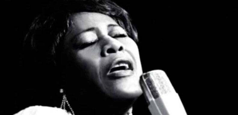 calacawey's tweet photo. Ella Fitzgerald, la insuperable reina del jazz https://t.co/mCYoyVJhKS https://t.co/8kT5MPGhrr