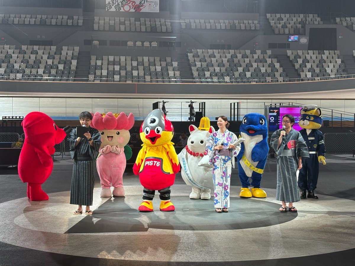 shotakibe's tweet photo. #PIST6 初日終了！

「PIST6 夏あそび 2024」が今日からスタート！1日浴衣で #MC させて頂きました！

コメンテーターは川井敦史さん @tggprkrpp1431、 アシスタントMCは坂上裕子ちゃん @chanyu_89 、そしてPIST6のニューマスコット「ピックス」です！

#TIPSTARDOME #僕はノンアルです # https://t.co/2575Vt7eVb