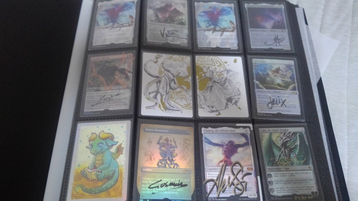 opG3lfhTD2wBVon's tweet photo. モダホラ3のエルドラージファイル届いたのでプルーフのお引っ越し。
エヴィン先生のタミヨウ二枚組センターが異様に収まり良く非常に満足
エルドラージ万歳！
エムラクール様万歳！！

#アーティストプルーフ　
#エムラクール様万歳　
#MTG 
#エルドラージ万歳　
#Evyn Fong https://t.co/u5oPV9weGN