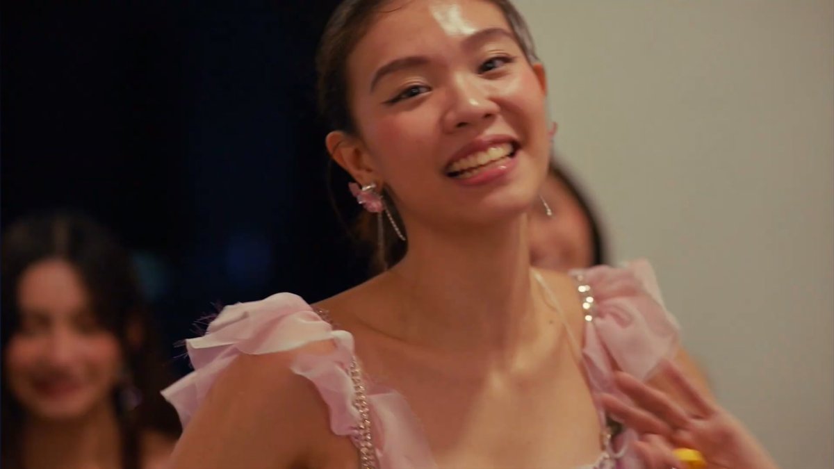 loiceyloops's tweet photo. STACEY AUBREY SEVILLEJA YOU’RE SO PRETTY https://t.co/tHRLf7mPjH