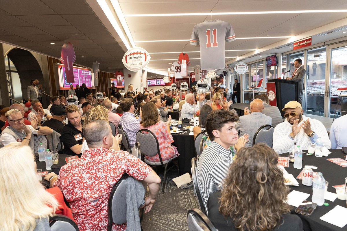DaSchott's tweet photo. Buckeye Nation, you always show up in full force with a sold out crowd! Thanks so much for your continued support of @TheFoundation1_. As NIL is ever changing, our goals remain the same! Support @OhioStateFB &amp; @OhioStateHoops athletes as they give back to our community &amp; win 🏆! https://t.co/kJw9I6m8HS
