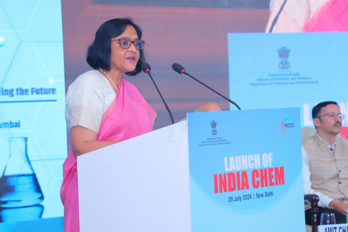 dcpcindia's tweet photo. The Union Minister for  Health &amp; Family Affairs and Chemicals &amp; Fertilizers, Shri Jagat Prakash Nadda launched the 13th edition of  India Chem with the theme "Advantage Bharat: Indian Chemicals and Petrochemicals Paving the Future", https://t.co/831QmY7Vx3